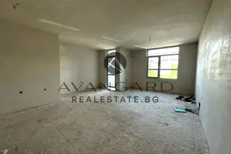 Тристаен апартамент в Пловдив, Кючук Париж