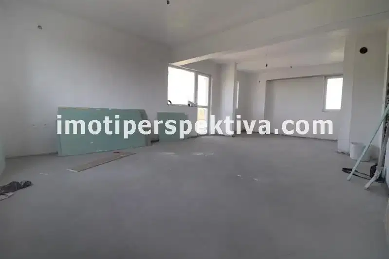 Тристаен апартамент в Пловдив, Кючук Париж