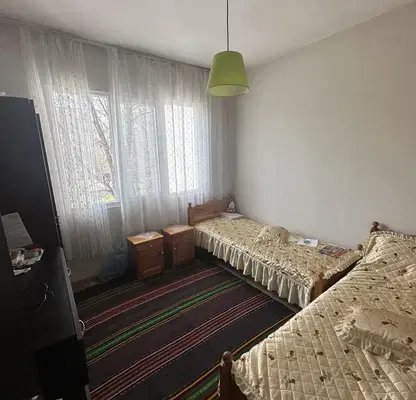 Снимка 5 — Тристаен апартамент в Пловдив, Кючук Париж