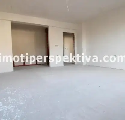 Снимка 3 — Тристаен апартамент в Пловдив, Кючук Париж