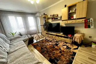 Тристаен апартамент в Пловдив, Кючук Париж