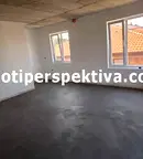 Тристаен апартамент с тераса в Кючук Париж, Пловдив
