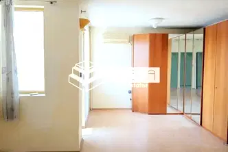 Тристаен апартамент в Бургас, Лазур
