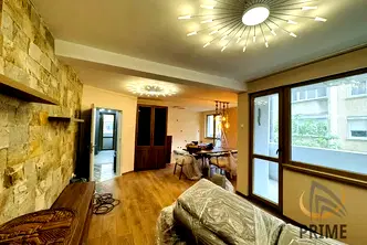 Тристаен апартамент в Бургас, Лазур