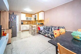 Тристаен апартамент във Варна, Левски 1