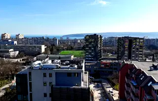 Тристаен апартамент във Варна, Левски 1