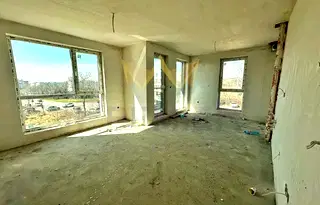 Тристаен апартамент във Варна, Левски 1