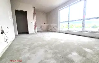 Тристаен апартамент във Варна, Левски 2