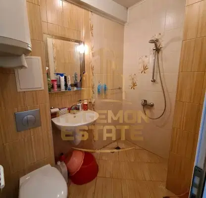 Снимка 3 — Тристаен апартамент във Варна, Левски 2