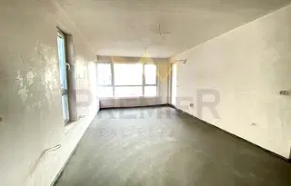 Тристаен апартамент във Варна, Левски 2