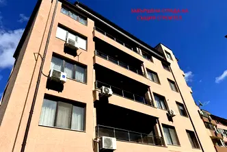 Тристаен апартамент във Варна, Левски 2