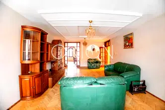 Тристаен апартамент в София, Лозенец