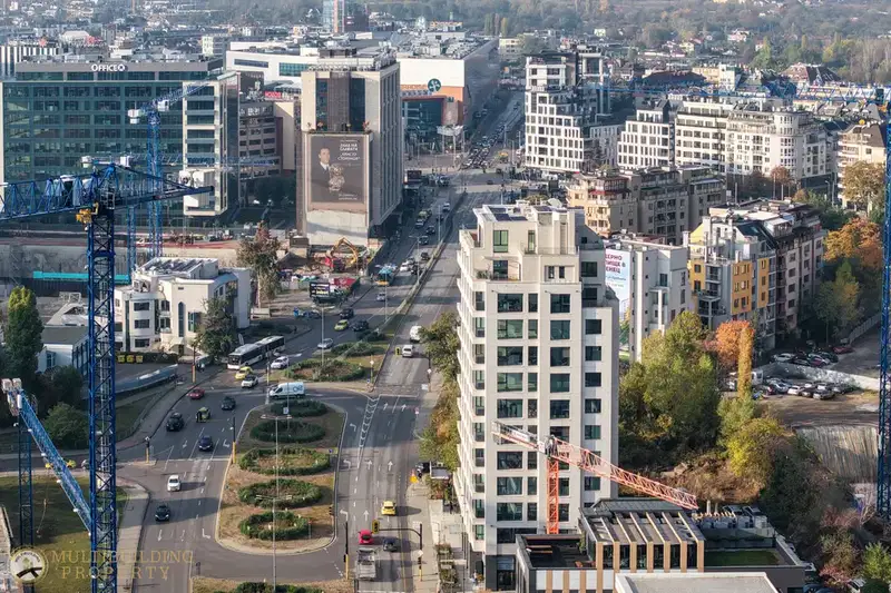 Тристаен апартамент в София, Лозенец