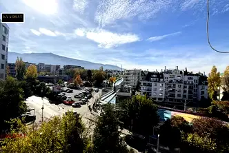 Просторен 3-стаен апартамент с панорамна гледка в Лозенец, София