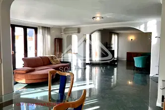 Тристаен апартамент в София, Лозенец