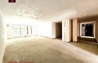 Тристаен апартамент в София, Лозенец