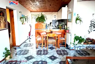 Тристаен апартамент в София, Лозенец
