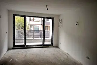 Тристайен апартамент с паркомясто в нова сграда в Лозенец, София