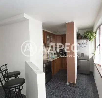 Photo 5 — 3-bedroom apartment in Sofiya, Lozenec