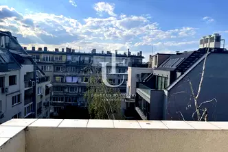 Тристаен апартамент в София, Лозенец