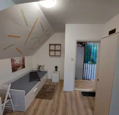 Photo 2 — Three-room apartment with three separate rooms in Lyatno Kino Trakiya, Varna