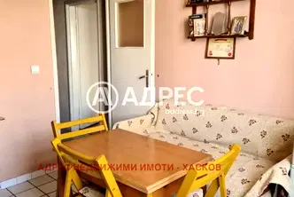 Тристаен апартамент в Хасково, Любен Каравелов