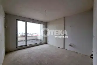 Тристаен апартамент в София, Люлин 2