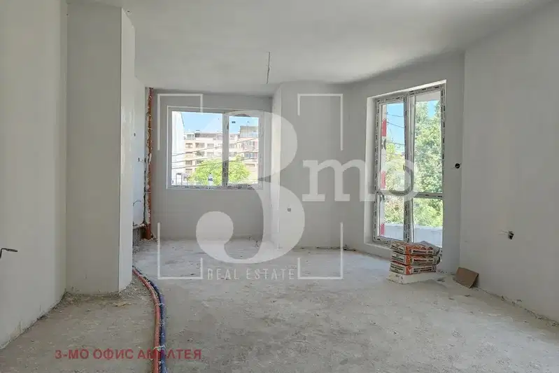 3-bedroom apartment in Sofiya, Lyulin - Centyr