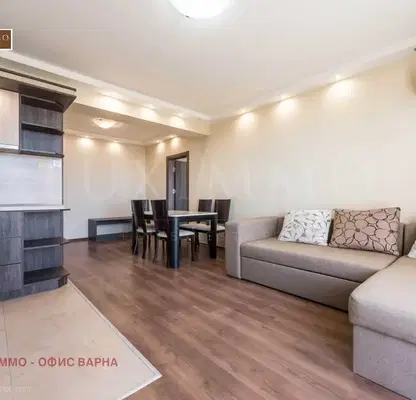 Photo 2 — 3-bedroom apartment in Varna, Alen Mak