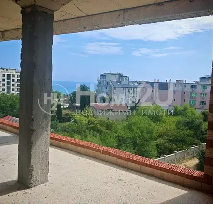 Photo 2 — Spacious 3-room apartment with direct elevator access in m-t Alen Mak, Varna