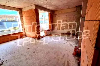 Тристаен апартамент във Варна, м-т Долна Трака