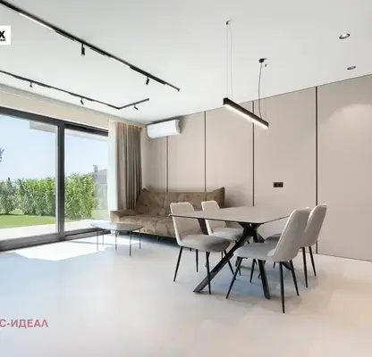 Снимка 3 — Тристаен апартамент с двор и морска панорама в м-т Долна Трака, Варна