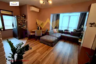 Тристаен апартамент във Варна, м-т Горна Трака