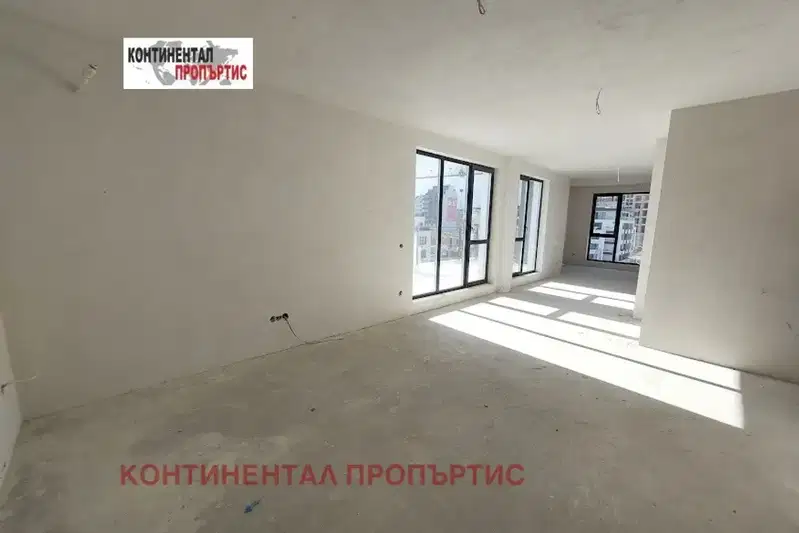 Тристаен апартамент в София, Малинова долина