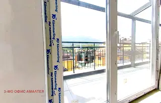 Панорамен 3-стаен апартамент с две тераси в Манастирски ливади, София