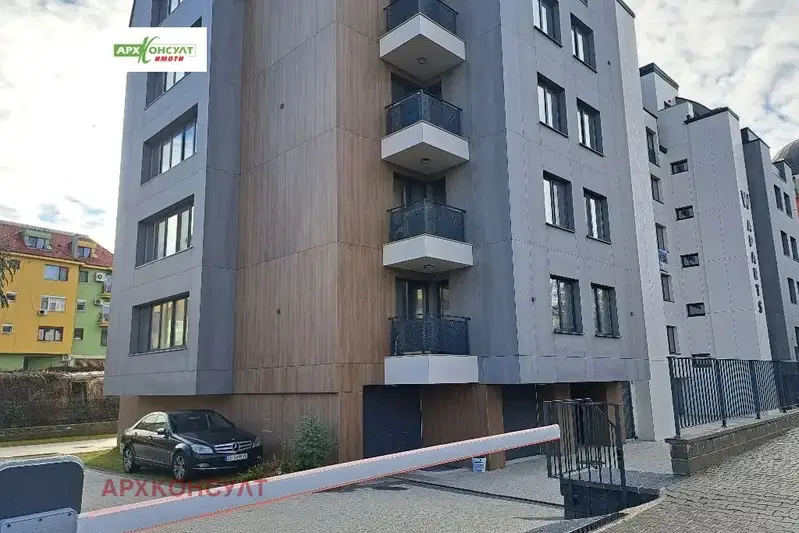Тристаен апартамент в София, Манастирски ливади