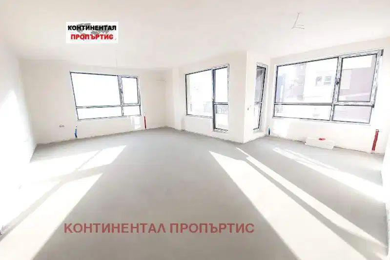 Тристаен апартамент в София, Манастирски ливади