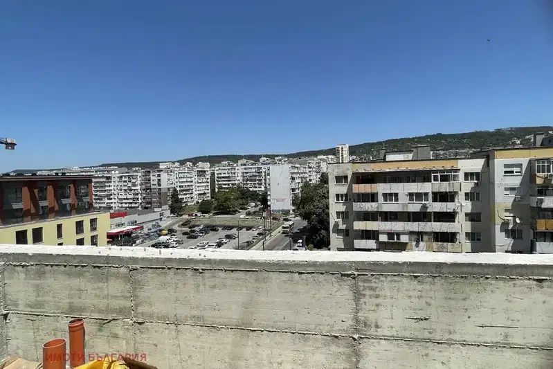 3-bedroom apartment in Varna, Mladost 1