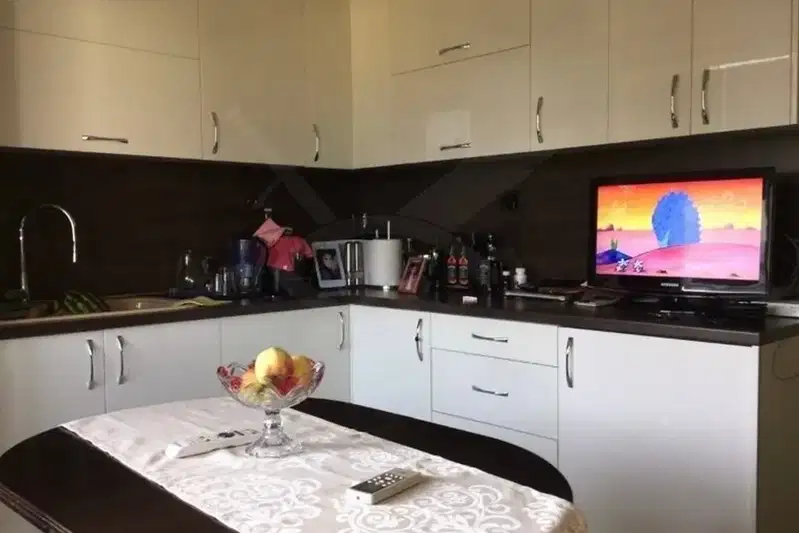 3-bedroom apartment in Varna, Mladost 1