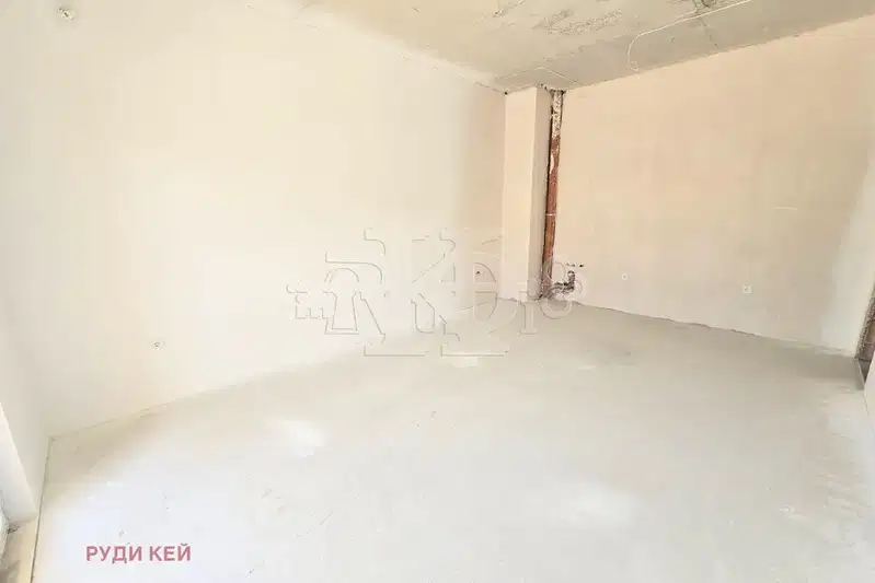 3-bedroom apartment in Varna, Mladost 1