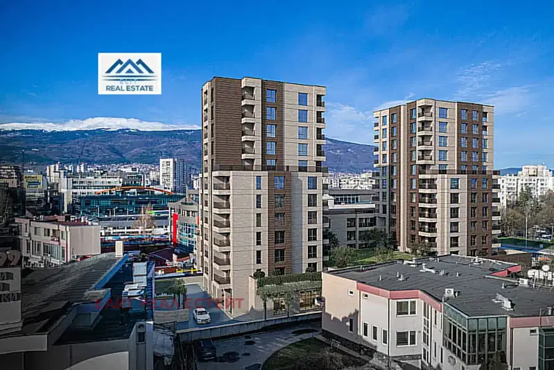 3-bedroom apartment in Sofiya, Mladost 1A
