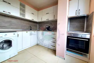 Тристаен апартамент във Варна, Младост 2