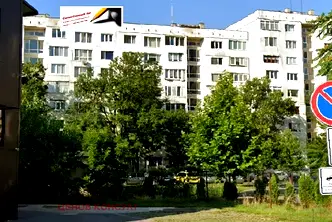 Тристаен апартамент в София, Младост 3