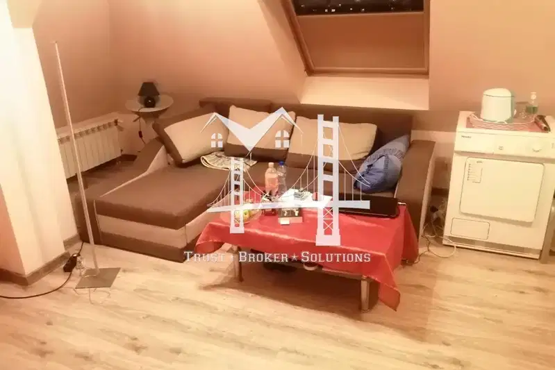 3-bedroom apartment in Sofiya, Mladost 4
