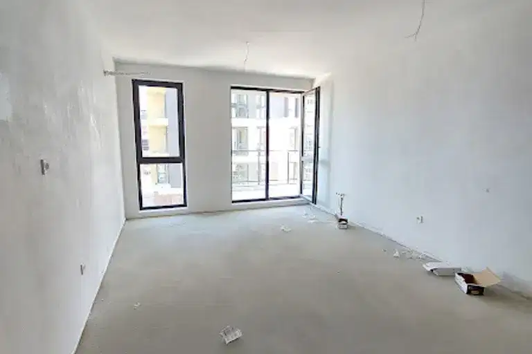 3-bedroom apartment in Sofiya, Mladost 4