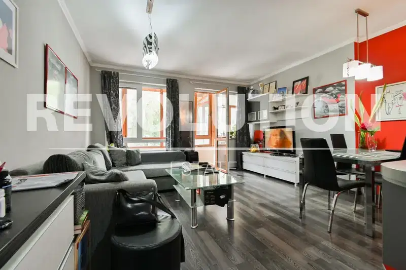 3-bedroom apartment in Sofiya, Mladost 4