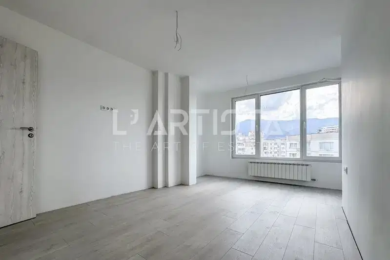 3-bedroom apartment in Sofiya, Mladost 4