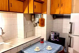 Тристаен апартамент в Габрово, Младост