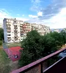 Тристаен апартамент в Габрово, Младост