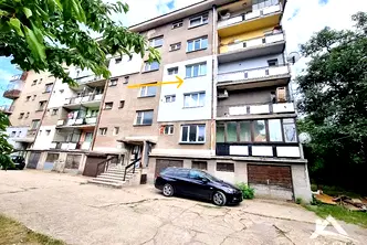 Тристаен апартамент в Перник, Могиличе
